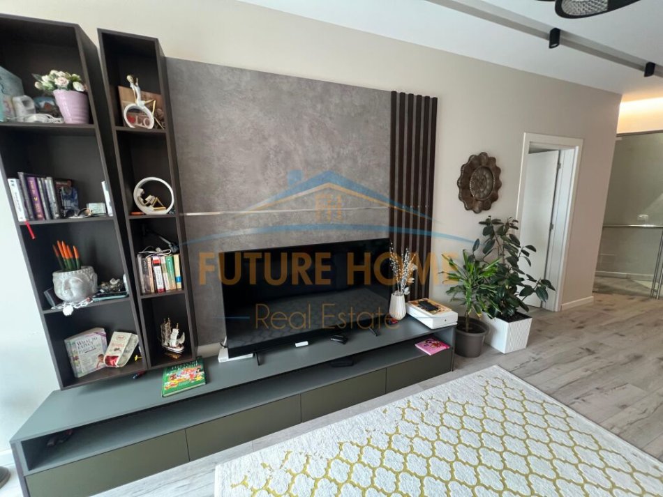 Tirane, shitet apartament duplex 3+1 Kati 3, 241 m² 369.000 € (Rezidenca Kodra e Diellit 2)