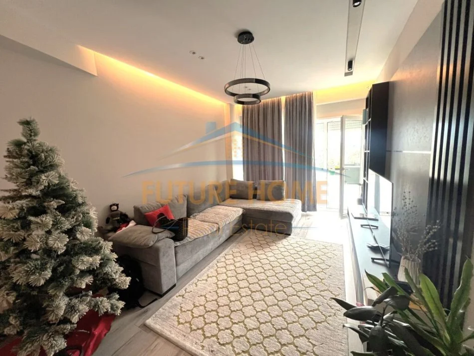 Tirane, shitet apartament 3+1 Kati 2, 241 m² 369.000 € (Rezidenca Kodra e Diellit 2)