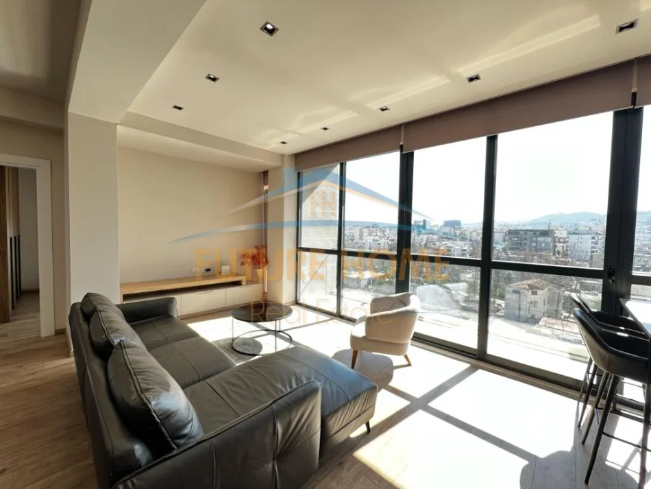 Tirane, jepet me qera apartament 2+1+Ballkon Kati 6, 110 m² 1.200 € (Ish Parku i Autobuzave)