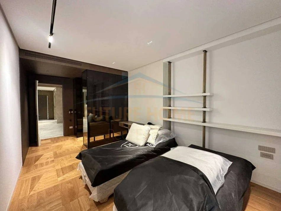 Tirane, shitet apartament 2+1 , 211 m² 1.290.000 € (Lion Park 1, Rruga e Elbasanit)