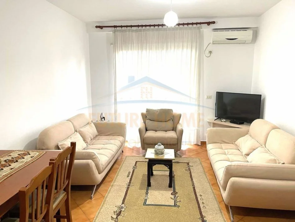 Tirane, jepet me qera apartament 2+1 Kati 1, 94 m² 480 € (UNAZA RE)   UNA50312