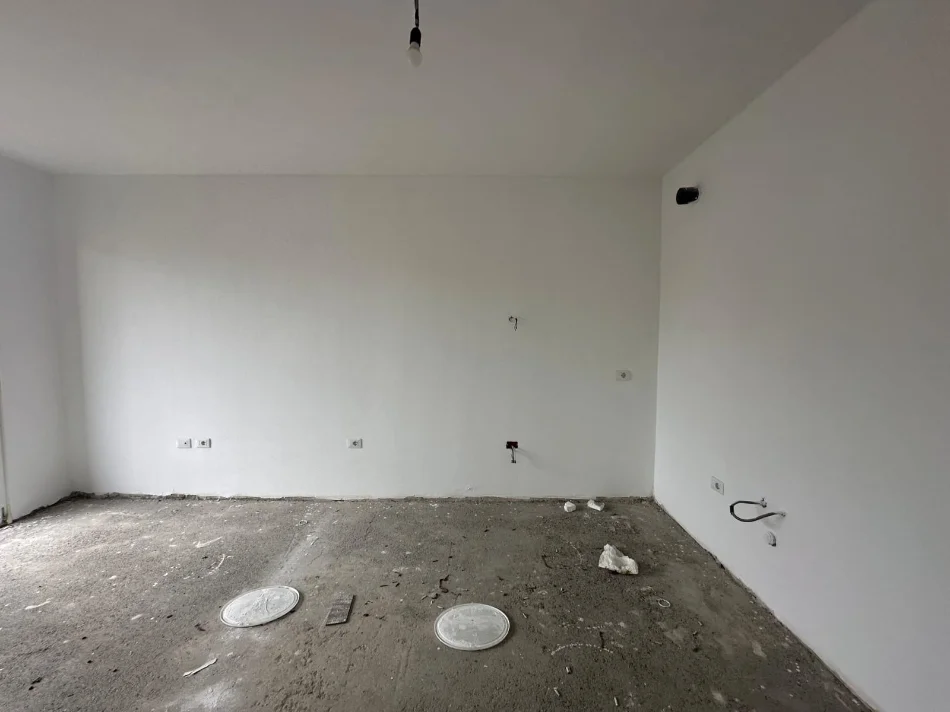 Tirane, shitet apartament 2+1 Kati 10, 51 m² 148.960 € (Kompleksi Mirabella,Xhamllik)