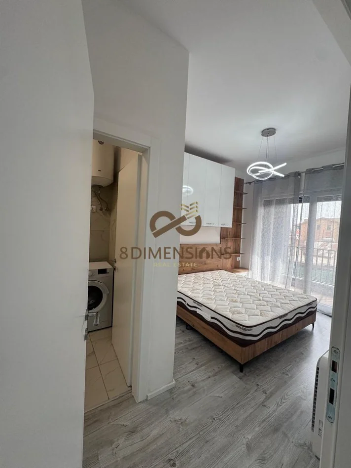 Tirane, shitet apartament 2+1+Ballkon Kati 2, 86 m² 191.000 € (rruga e kavajes)