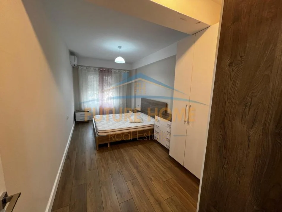 Tirane, jepet me qera apartament 1+1+Ballkon Kati 2, 70 m² 500 € (Kodra e Diellit 2)