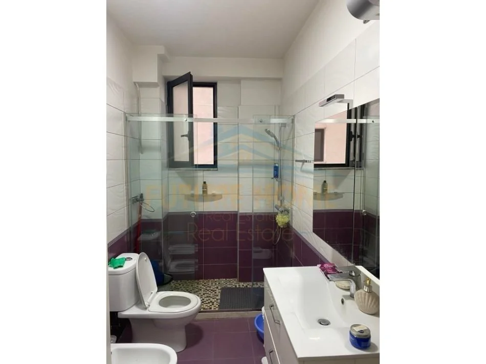 Tirane, shitet apartament 1+1 Kati 3, 71 m² 155.000 € (Kodra e Dieliit)