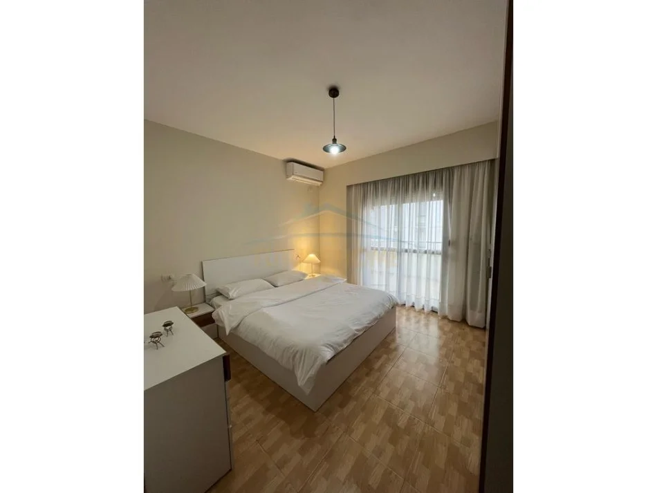Tirane, jepet me qera 1+1+Ballkon Kati 3, 68 m² 600 € (Myslym Shyri)