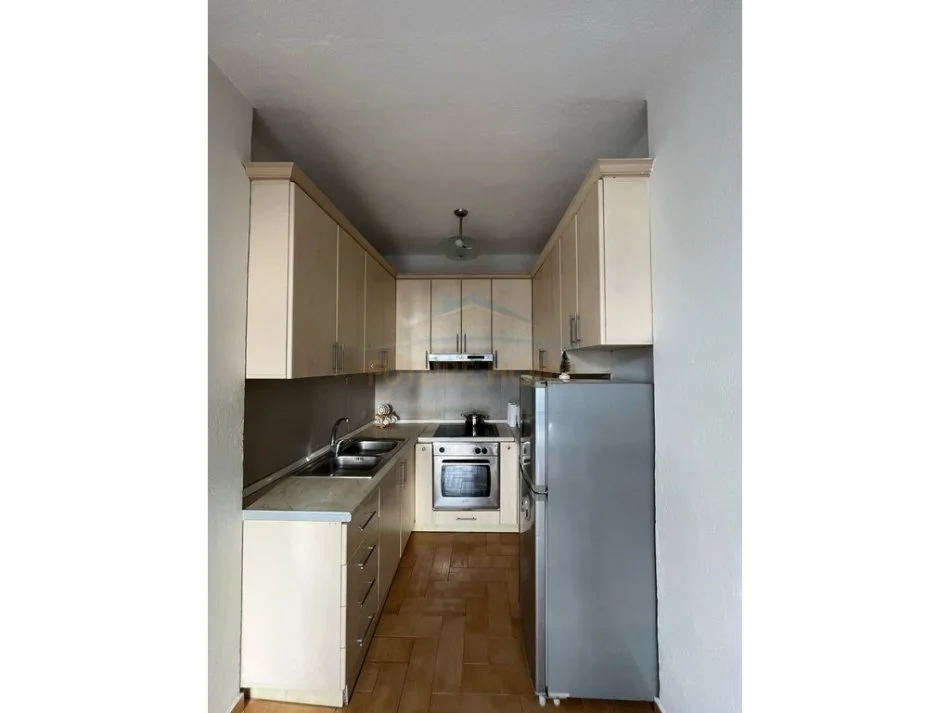 Tirane, jepet me qera 1+1+Ballkon Kati 3, 68 m² 600 € (Myslym Shyri)