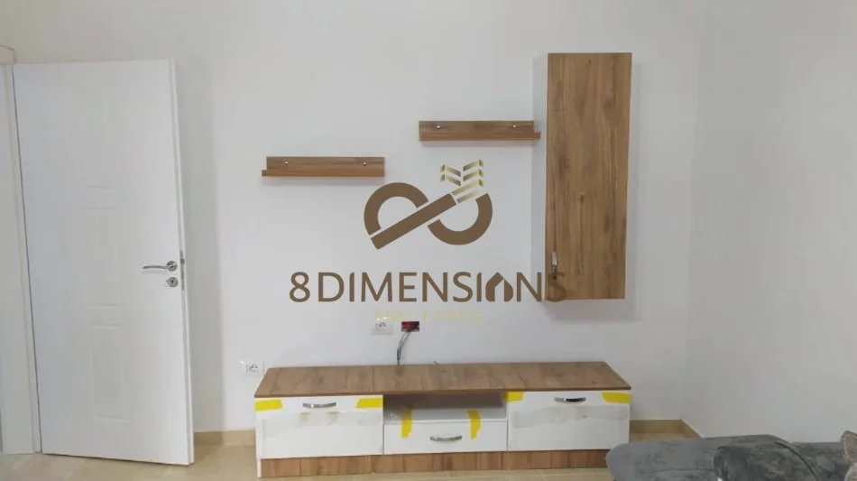 Tirane, jepet me qera apartament 1+1 , 45 m² (xhamllik)