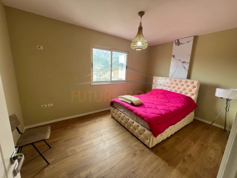 Tirane, jepet me qera 2+1 Kati 3, 106 m² 500 € (Fresku)