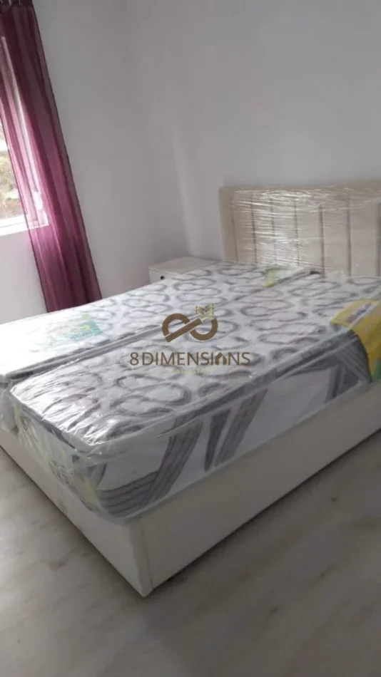 Tirane, jepet me qera apartament 1+1 , 45 m² (xhamllik)