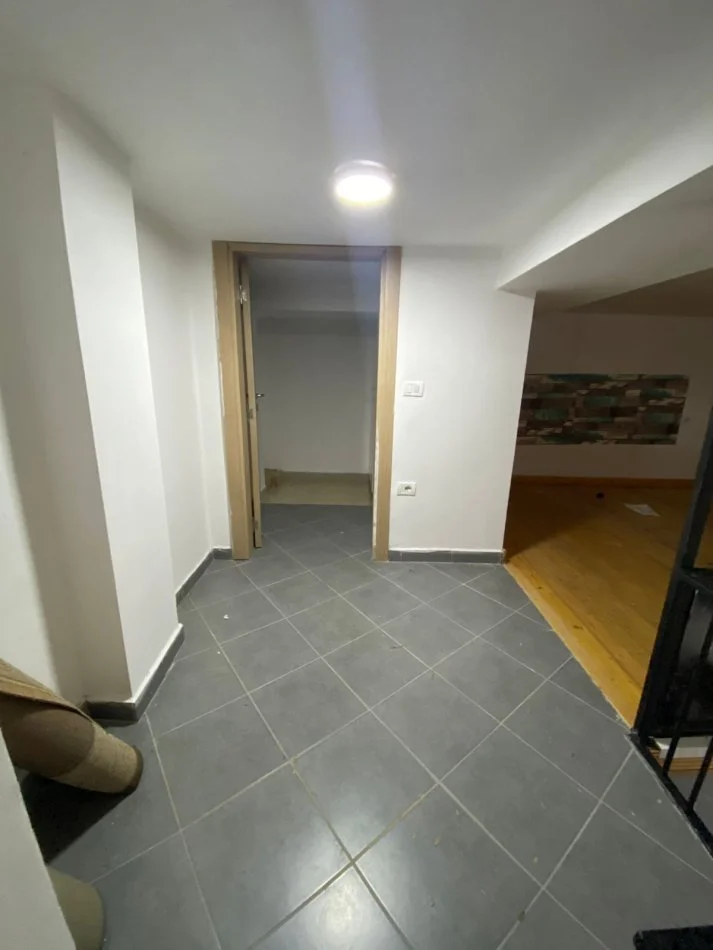 Tirane, shes apartament Dublex Kati 0, 69 m² 140.000 € (ALI DEM)