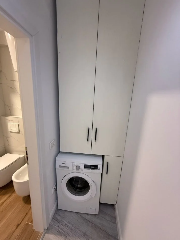 Tirane, shitet apartament 2+1+Ballkon Kati 7, 85 m² 133.000 € (Astir)