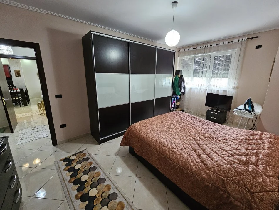 SHITET APARTAMENT 2+1+2 ISH PROFARMA