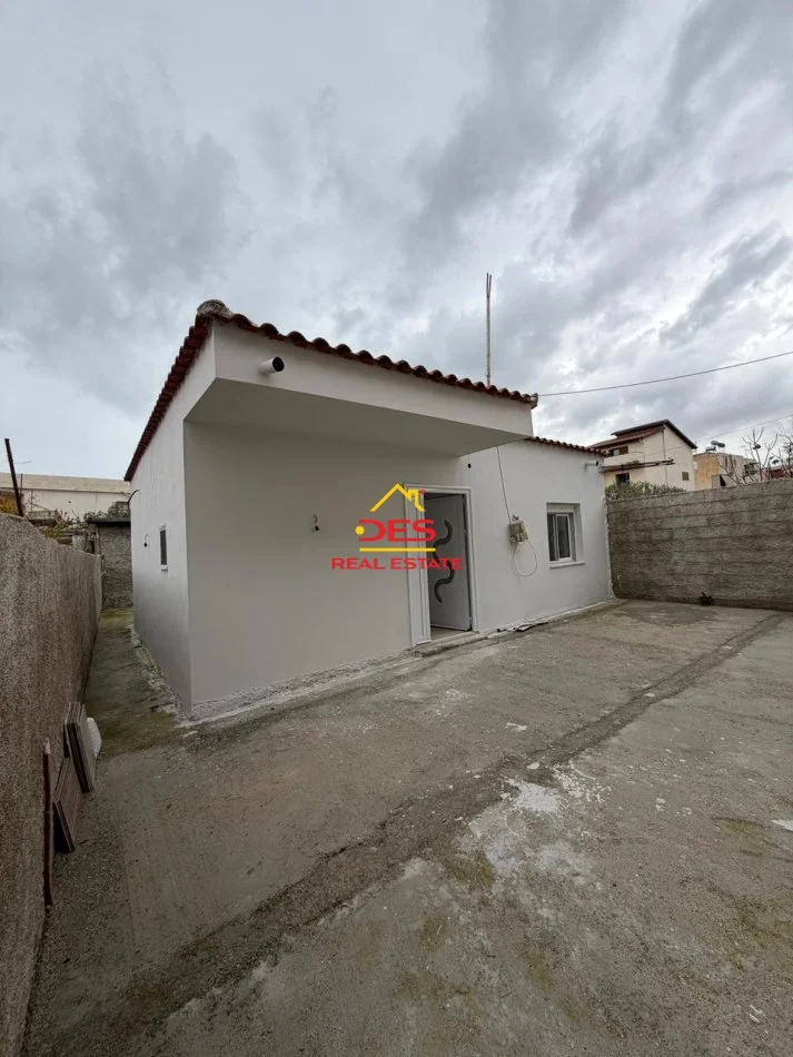 Vlore, shitet shtepi 1+1+Ballkon Kati 0, 56 m² 115.000 € (Rruga mis Durhan)