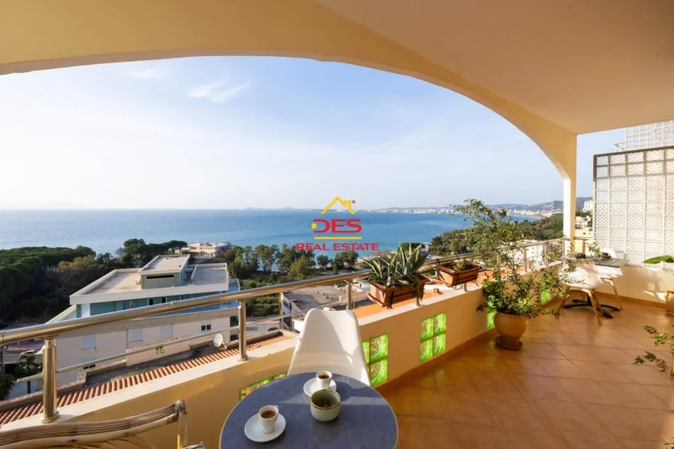 Vlore, jepet me qera apartament 1+1+Ballkon Kati 3, 70 m² 400 € (Rruga Dhimitër Konomi)