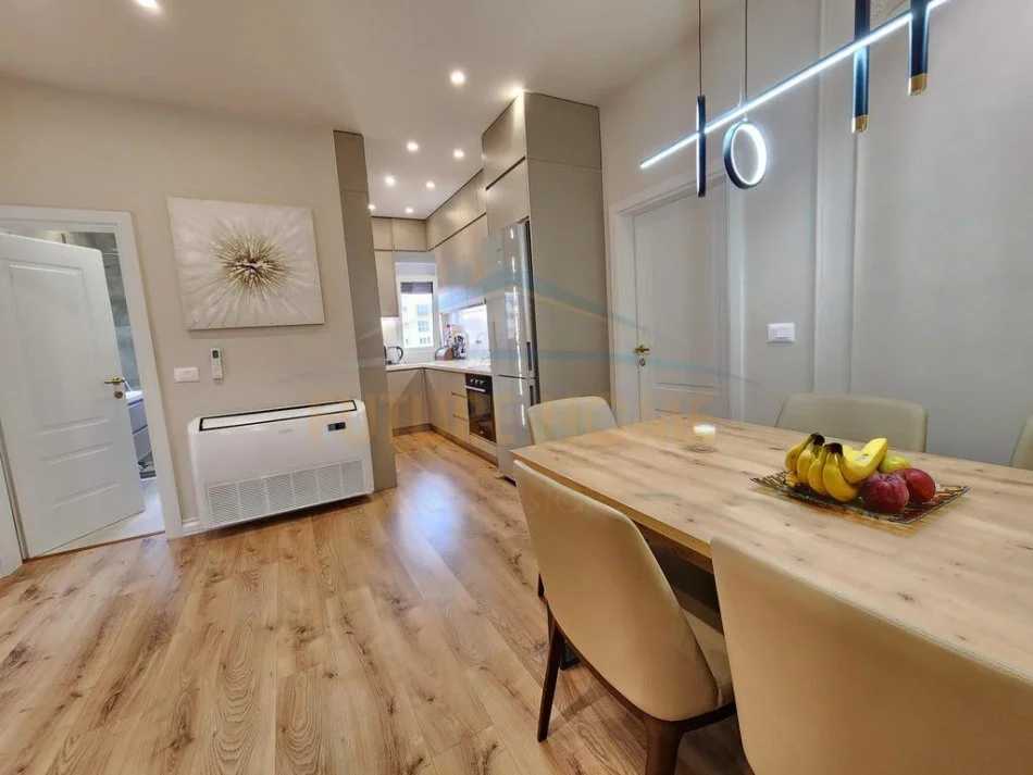 Durres, shitet apartament 2+1 Kati 6, 90 m² 130.000 € (Plazhi Iliria, Durres)