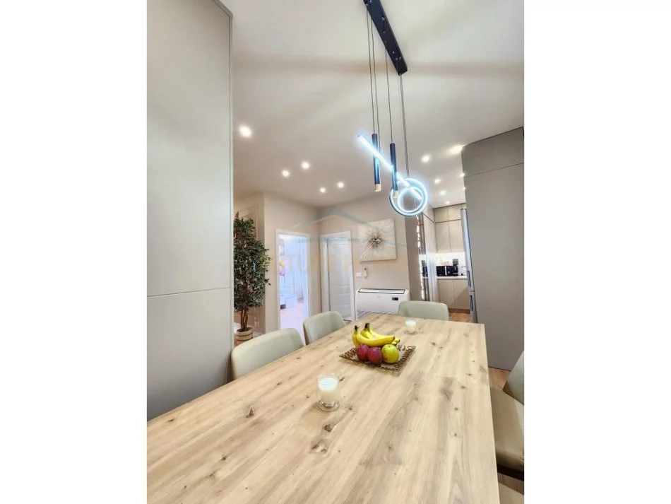 Durres, shitet apartament 2+1 Kati 6, 90 m² 130.000 € (Plazhi Iliria, Durres)