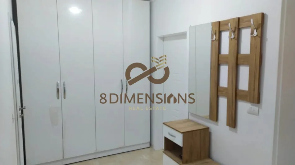 Tirane, jepet me qera apartament 1+1 , 45 m² (xhamllik)