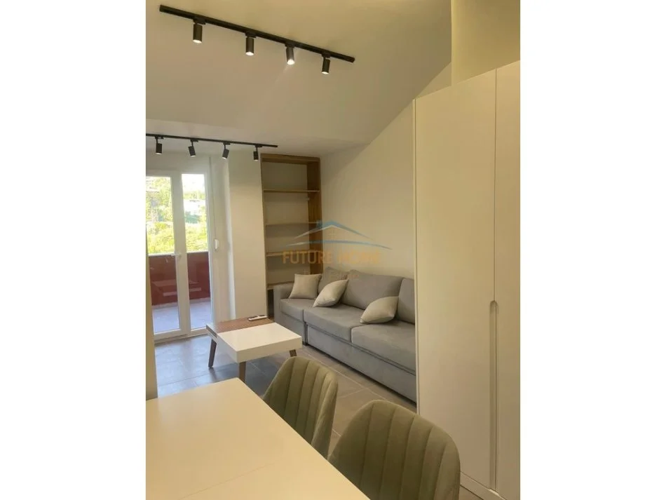 Shqiperi, jepet me qera apartament 1+1+Ballkon Kati 5, 65 m² 400 € (FRESK, PRANE RESTORANT 2 LUANET)