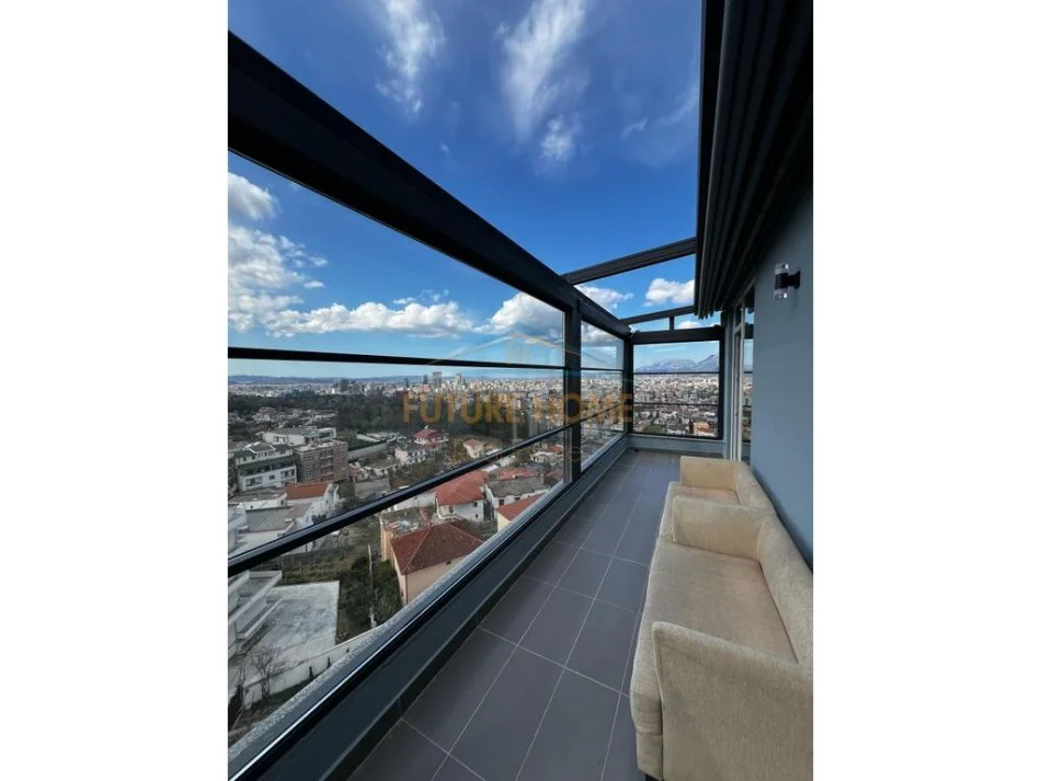 Tirane, shitet apartament 2+1+Ballkon , 116 m² 245.000 € (Sauk)