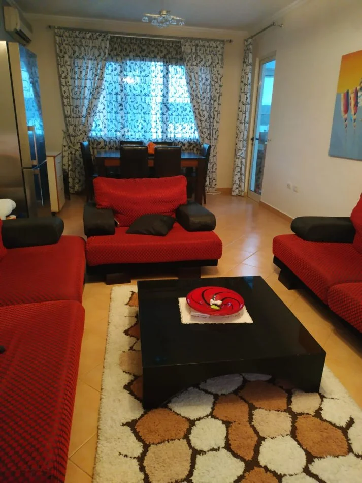 Tirane, shitet apartament 1+1 Kati 4, 71 m² 92.000 € 