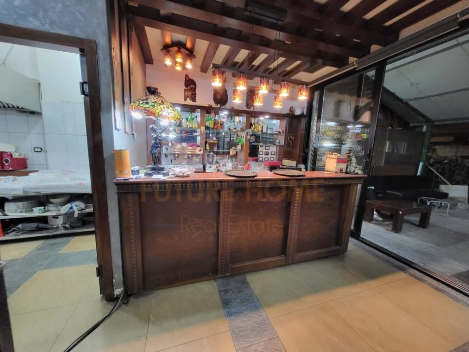 Durres, shitet bar-kafe , 200 m² 300.000 € (ujsjellsi durres)