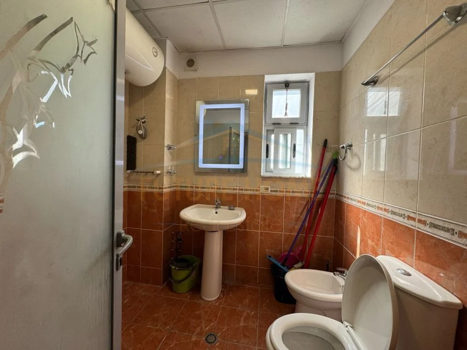 Tirane, shitet apartament 2+1 Kati 7, 100 m² 135.000 € (yzberisht)