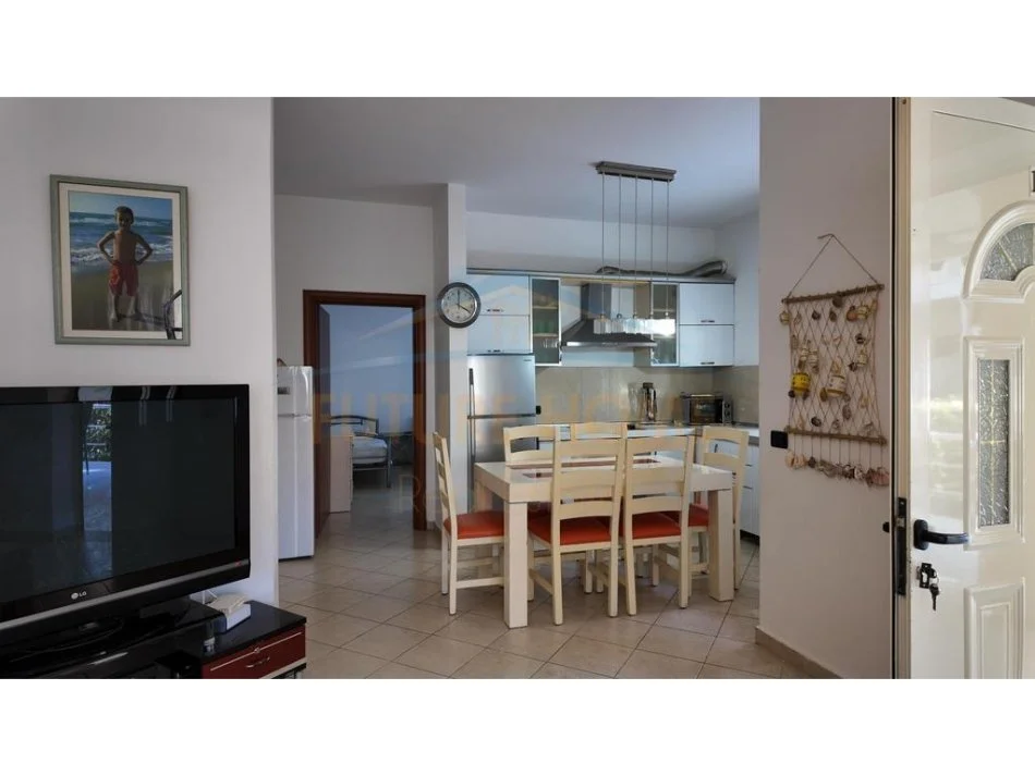 Durres, shitet apartament 2+1 Kati 0, 393 m² 280.000 € 