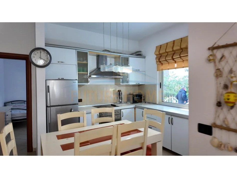 Durres, shitet apartament 2+1 Kati 0, 393 m² 280.000 € 