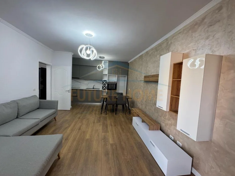 Durres, shitet apartament 1+1+Ballkon Kati 5, 80 m² 109.000 € (Plazh Iliria, Durres)