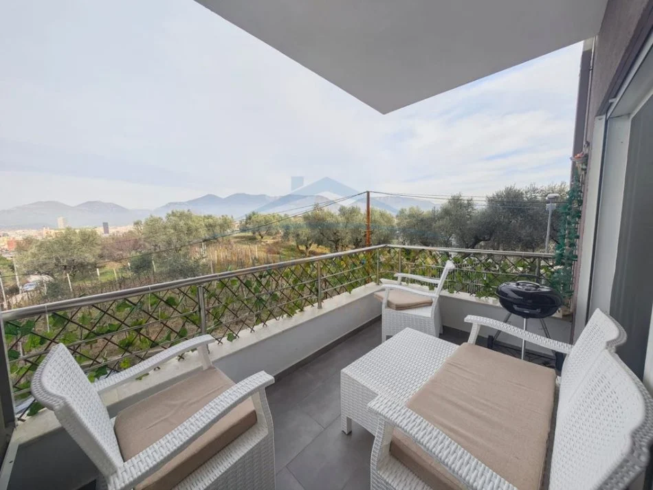 Tirane, shitet apartament 2+1+Aneks+Ballkon , (Liqeni i Thate)