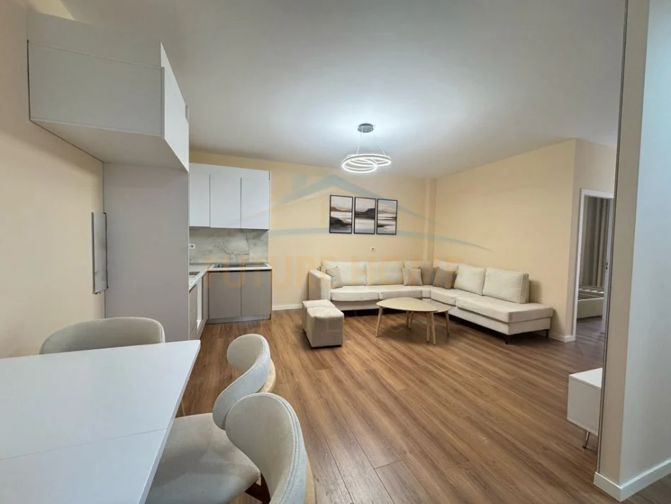 Tirane, shitet apartament 2+1 Kati 1, 88 m² 122.000 € (Unik, Yzberisht, Tiranë)