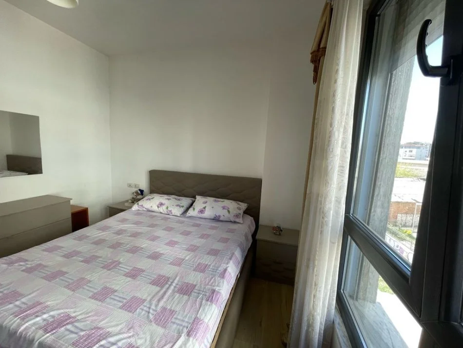 Tirane, jepet me qera apartament 2+1 Kati 1, 75 m² 750 € (Don Bosko)
