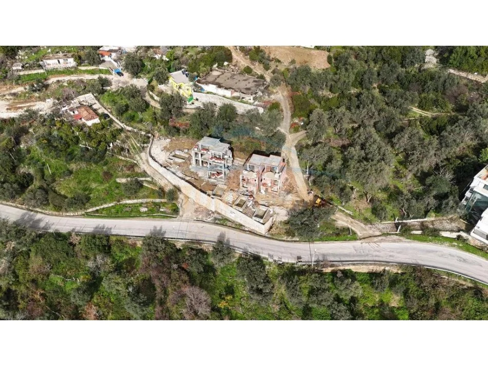 Borsh, shitet Vile 5+1 , 300 m² 585.000 € 