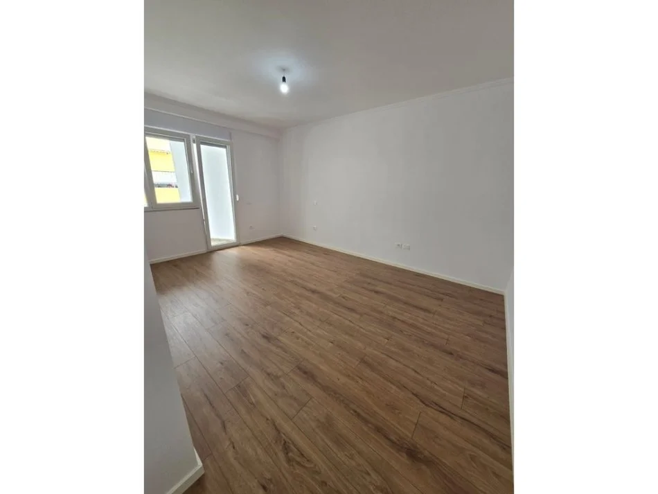 Tirane, shitet apartament 2+1 Kati 7, 96 m² 210.000 € (Rruga e Kavajes)