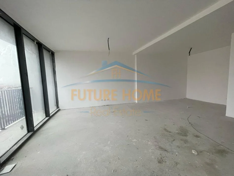 Tirane, shes apartament 2+1+Ballkon Kati 10, 128 m² 400.000 € (Lake View, Liqeni Artificial)