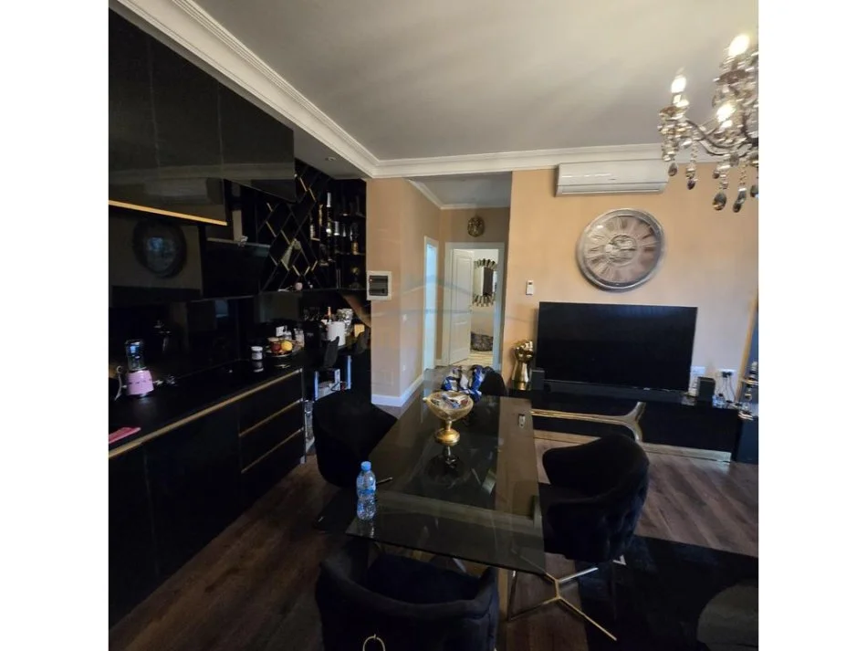 Tirane, shitet apartament 2+1+Ballkon+Post Parkimi,  Kati 1, 92 m² 330.000 € (Joy Residence)