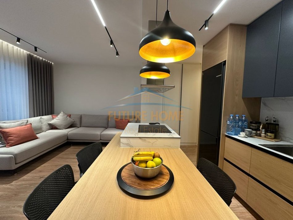 Tirane, shitet apartament 2+1+Aneks+Ballkon Kati 4, 114 m² 380.000 € (Deliorgji)