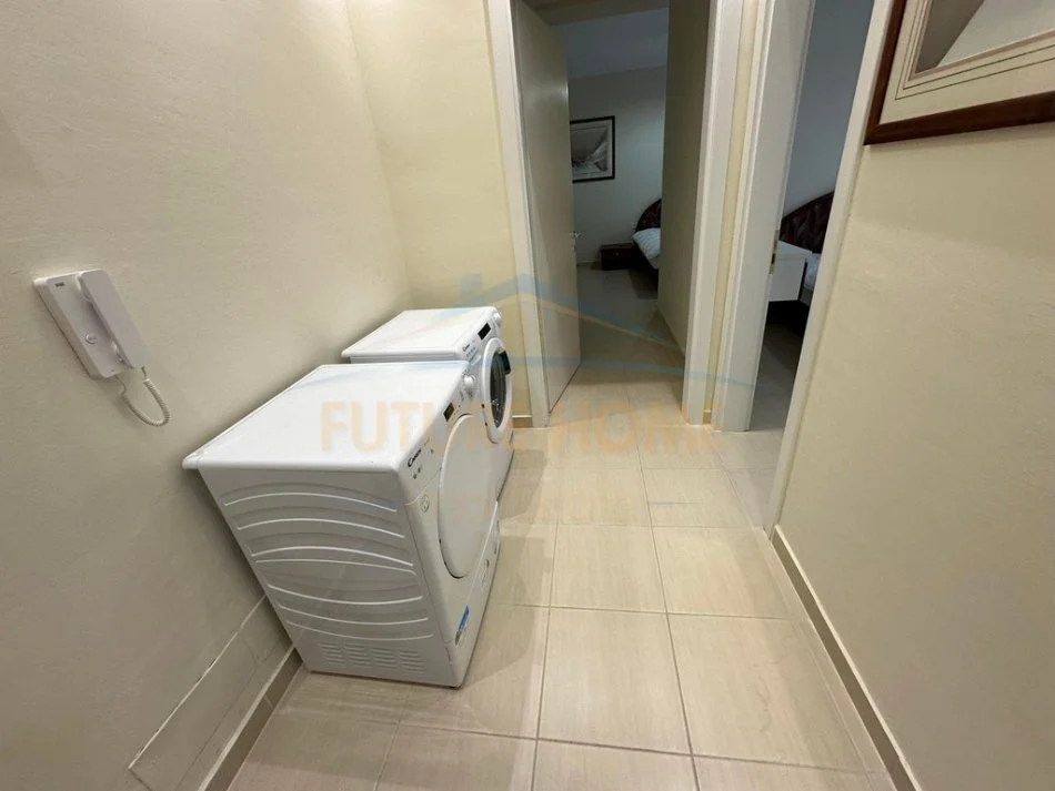 Tirane, shitet apartament 2+1 Kati 6, 117 m² (bulevardi i ri)