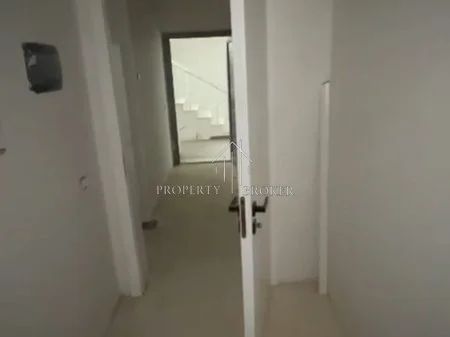 Tirane, shitet apartament 1+1 Kati 1, 74 m² 100.000 € (Fresk)