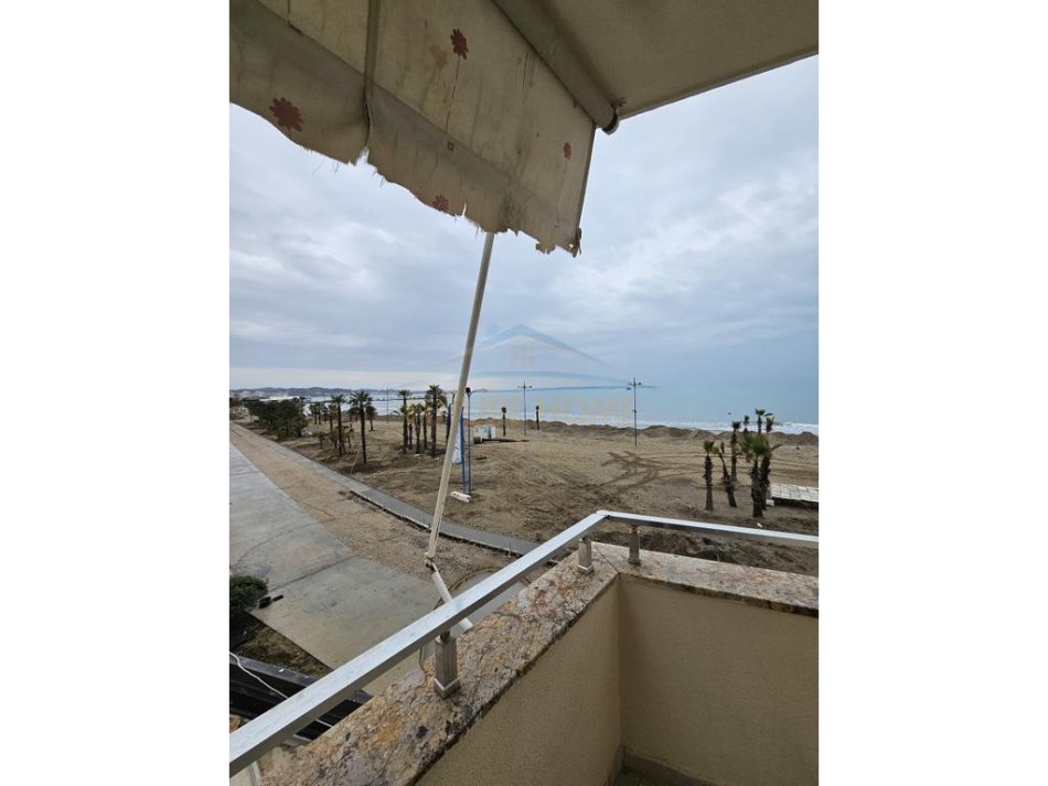 Durres, jepet me qera apartament 1+1 Kati 2, 59 m² 300 € (plazh)
