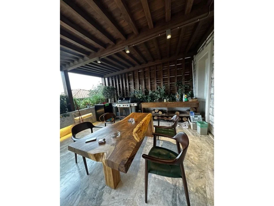 Tirane, shitet apartament 3+1 , 400 m² 1.050.000 € (Secret Garden)