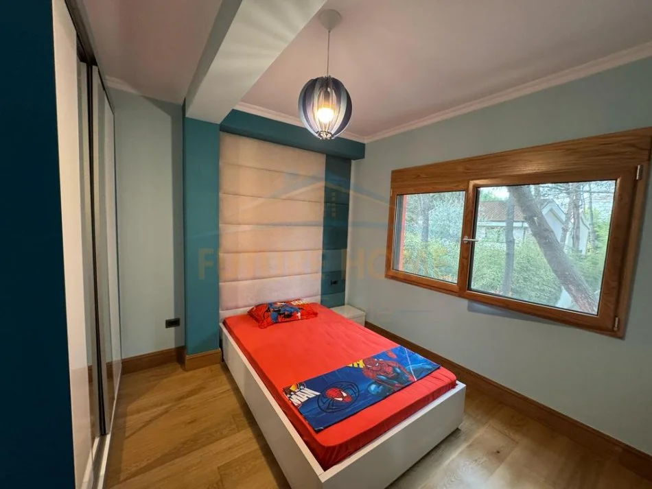 Kavaje, shitet apartament duplex 2 Katshe , 236 m² 550.000 € (Qerret,Kavaje)