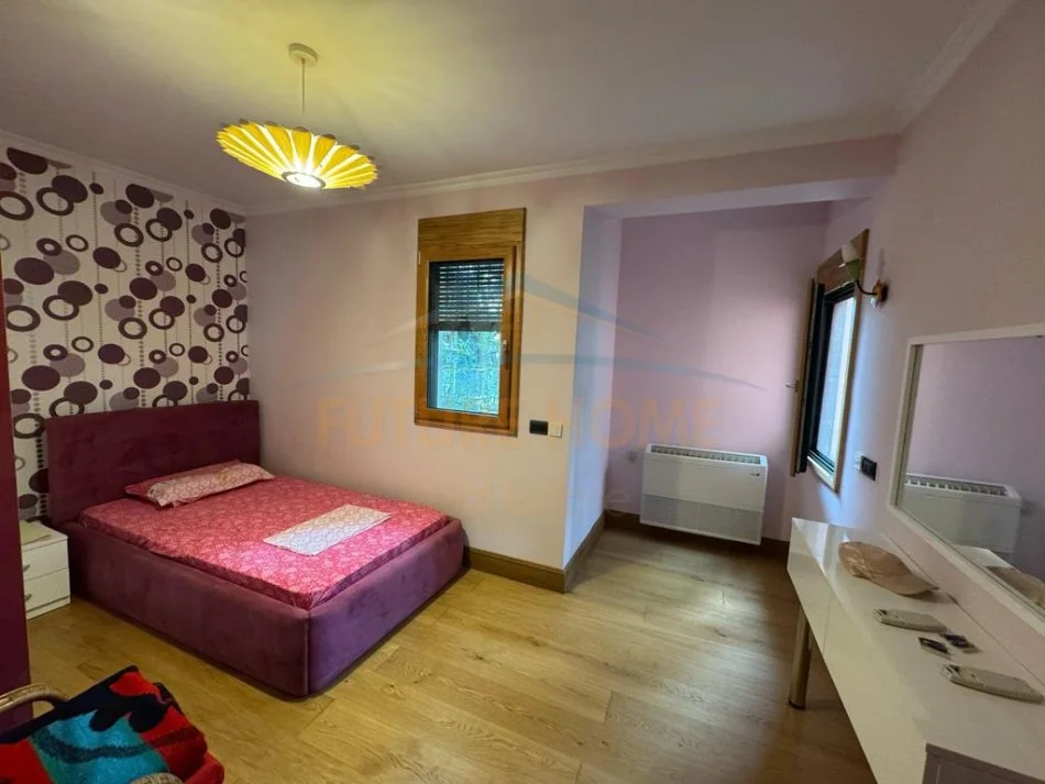 Kavaje, shitet apartament duplex 2 Katshe , 236 m² 550.000 € (Qerret,Kavaje)