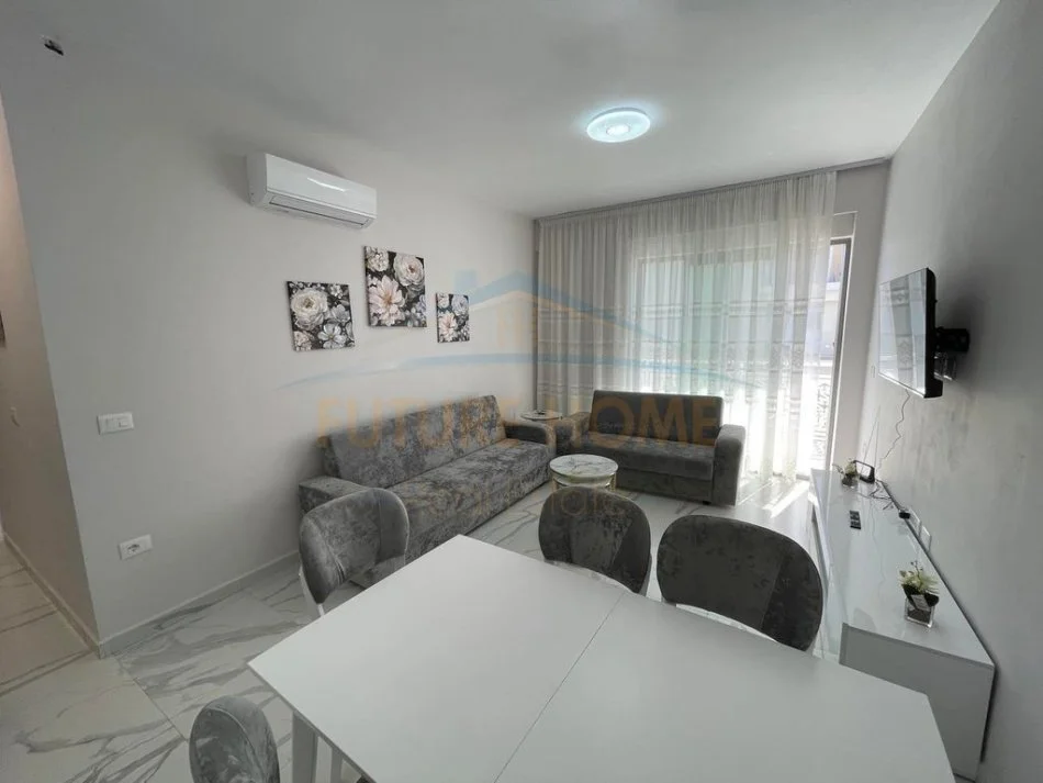 jepet me qera apartament 2+1 Kati 6, 98 m² 850 € (Fusha e Aviacionit)