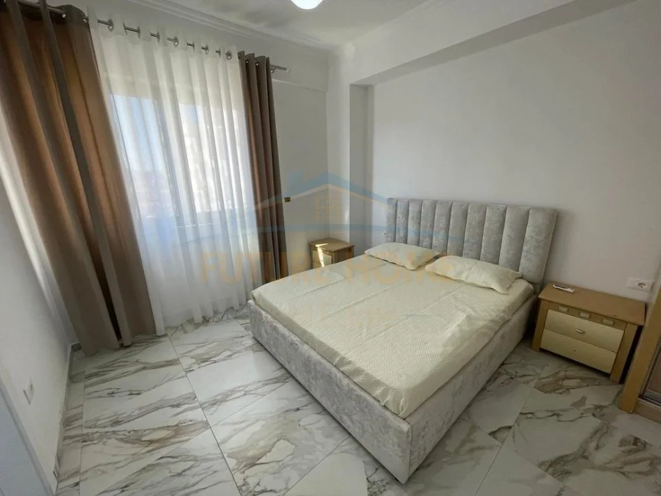 Tirane, jepet me qera apartament 2+1 Kati 6, 101 m² 850 € (Fusha e Aviacionit)