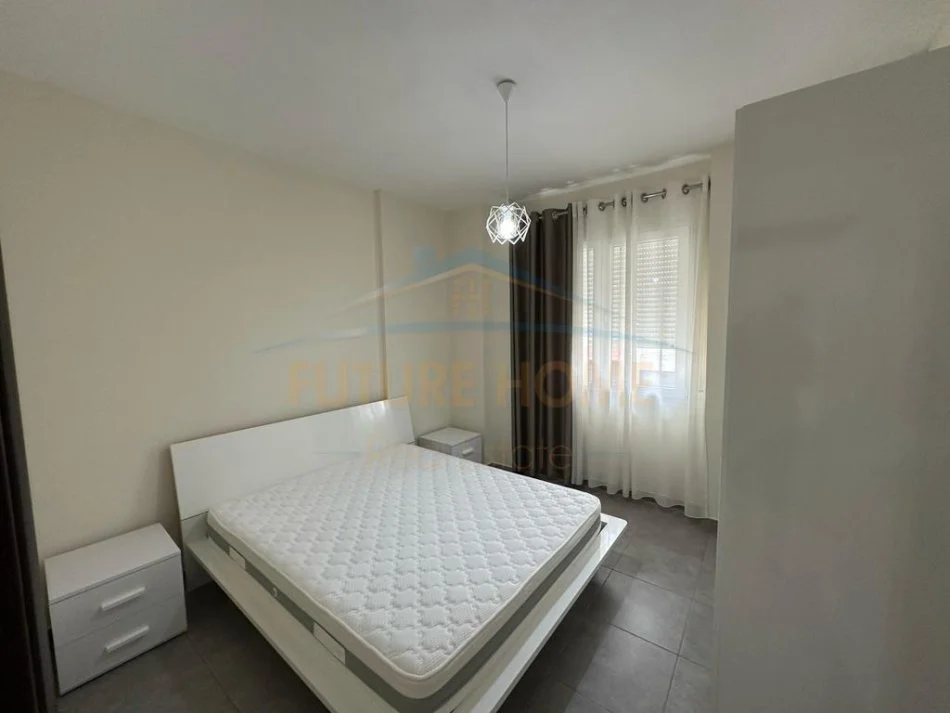 Durres, Liste me oferta apartament 2+1+Ballkon Kati 4, 82 m² 145.000 € (Gjiri Lalzit, prane Fishland)