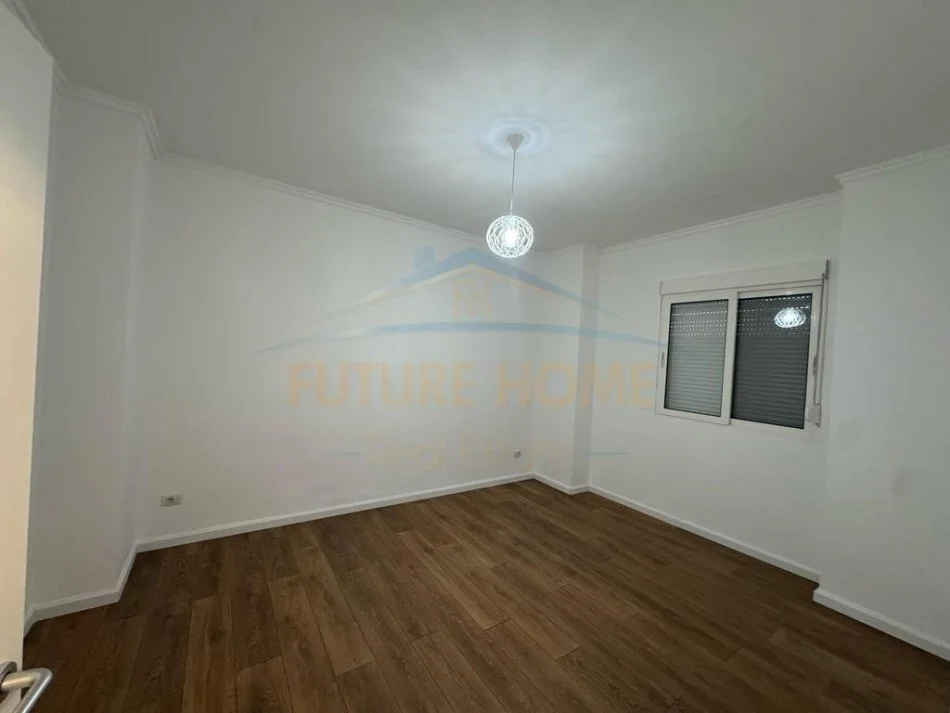 Durres, shitet apartament 2+1 Kati 0, 62 m² 77.000 € (PLAZH)