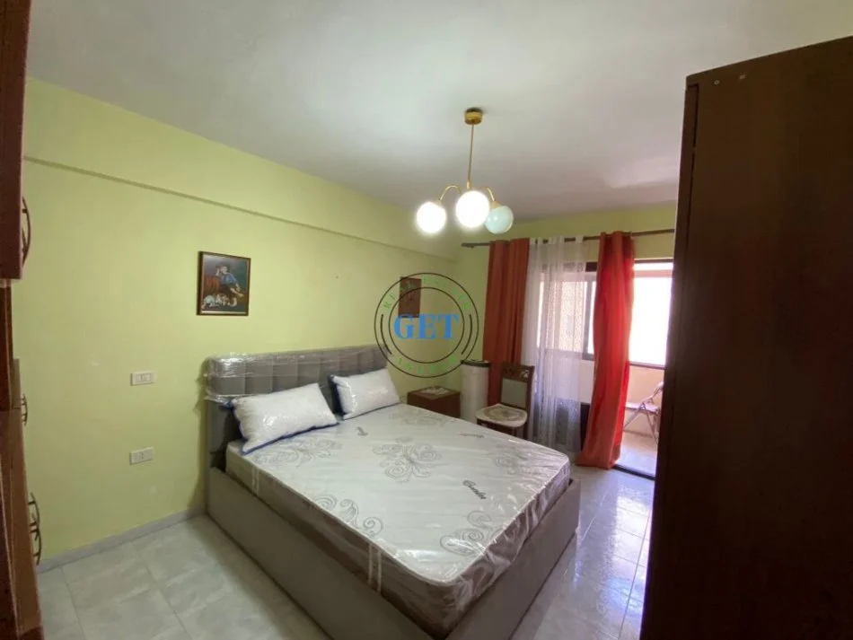 Durres, jepet me qera apartament 2+1 Kati 3, 80 m² 400 € (Qender , Durres)