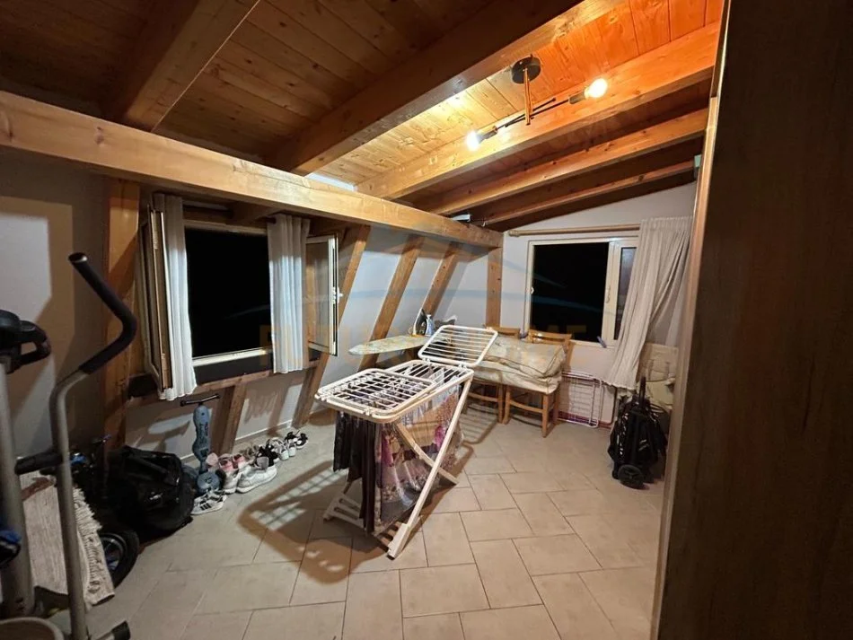 Vollga, Shitet apartament 2+1 Kati 6, 88 m² 140.000 € (Vollga, Durres)